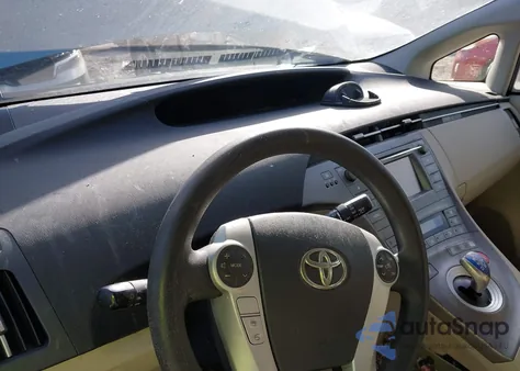 2013 Toyota Prius Two z USA, uszkodzony, nr VIN JTDKN3DUXD1679235